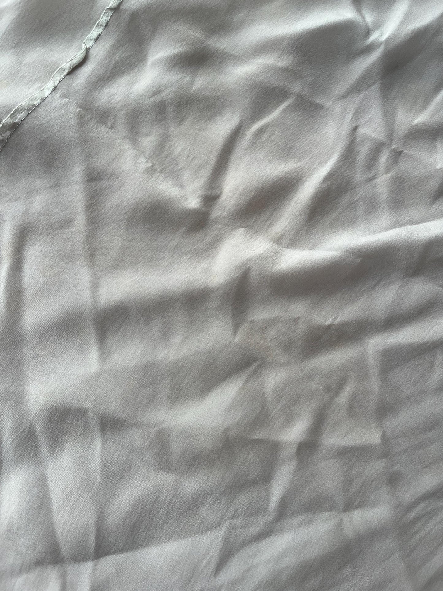 Antique 1930s bias cut liquid pure silk chiffon crepe romantic nightdress