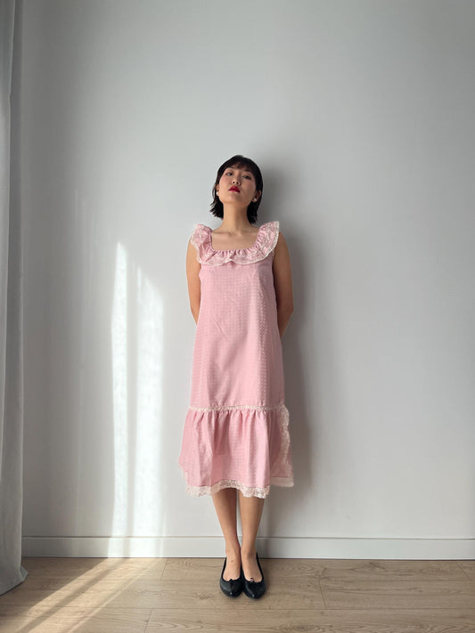 1980s Pink Pure Silk Lace Ruffled Nightgown Lingerie Dress , Lace Floral French Parisian Peignoir