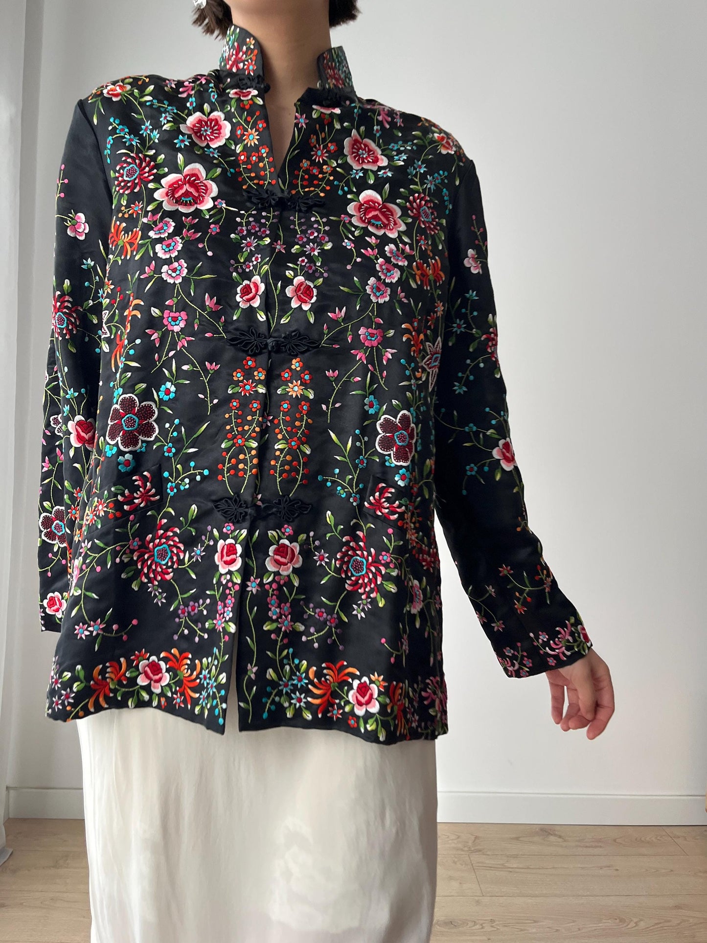 Vintage 1920s style 1950s Chinese Flower Hand Embroidered Kimono Cheongsam Jacket