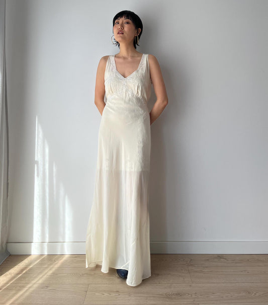 1930s Antique Bridal Lace Bias Cut Negligee Silk Satin Embroidered Nightgown