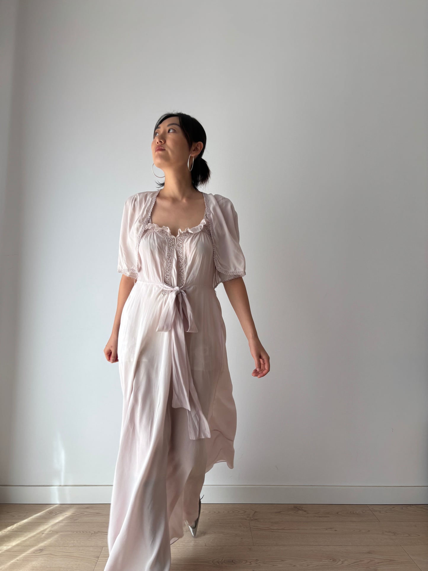 Rare 1930s Lilac Silk Chiffon Nightgown Bias Cut 2 Piece Set / Bed Jacket and Slip Dress Lingerie French Romantic Hollow Lace Peignoir Set