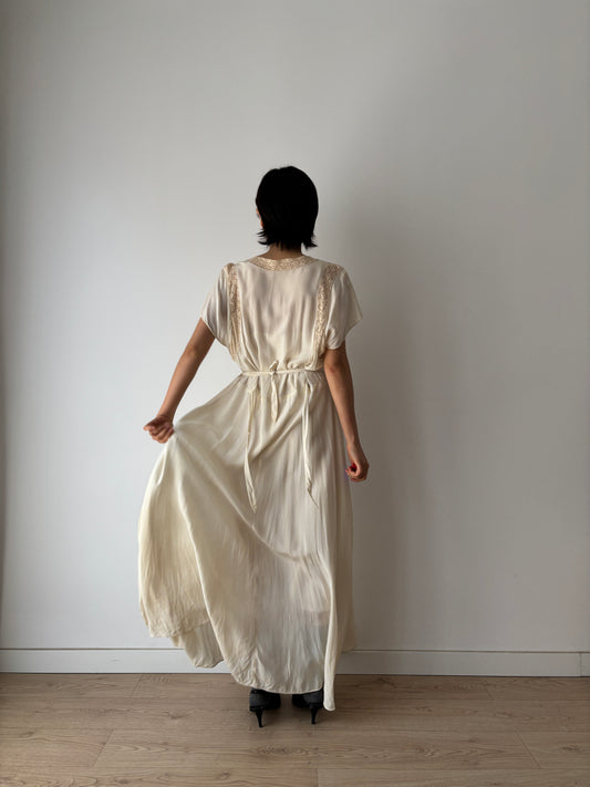 1940s Antique Bias Cut lace Cream Silk Lace Embroidered Bridal Gown