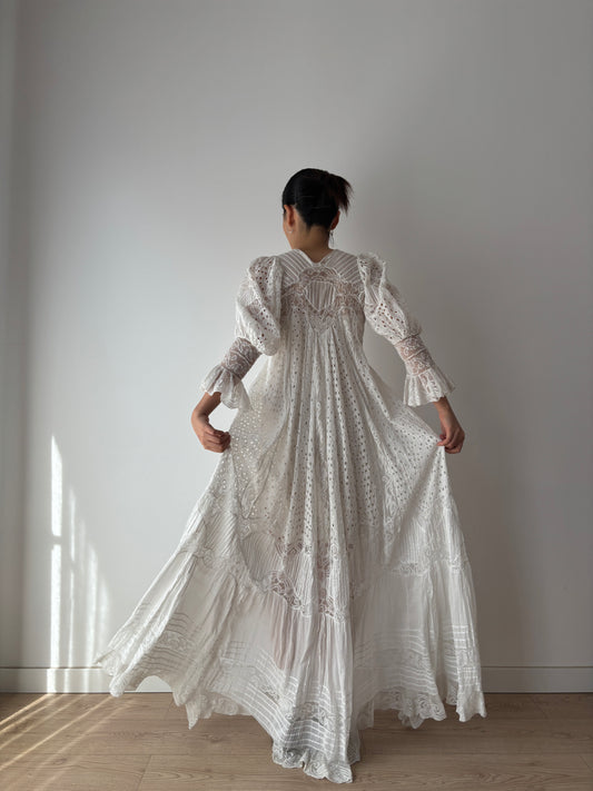 1900s rare Edwardian lace dressing gown boudoir robe