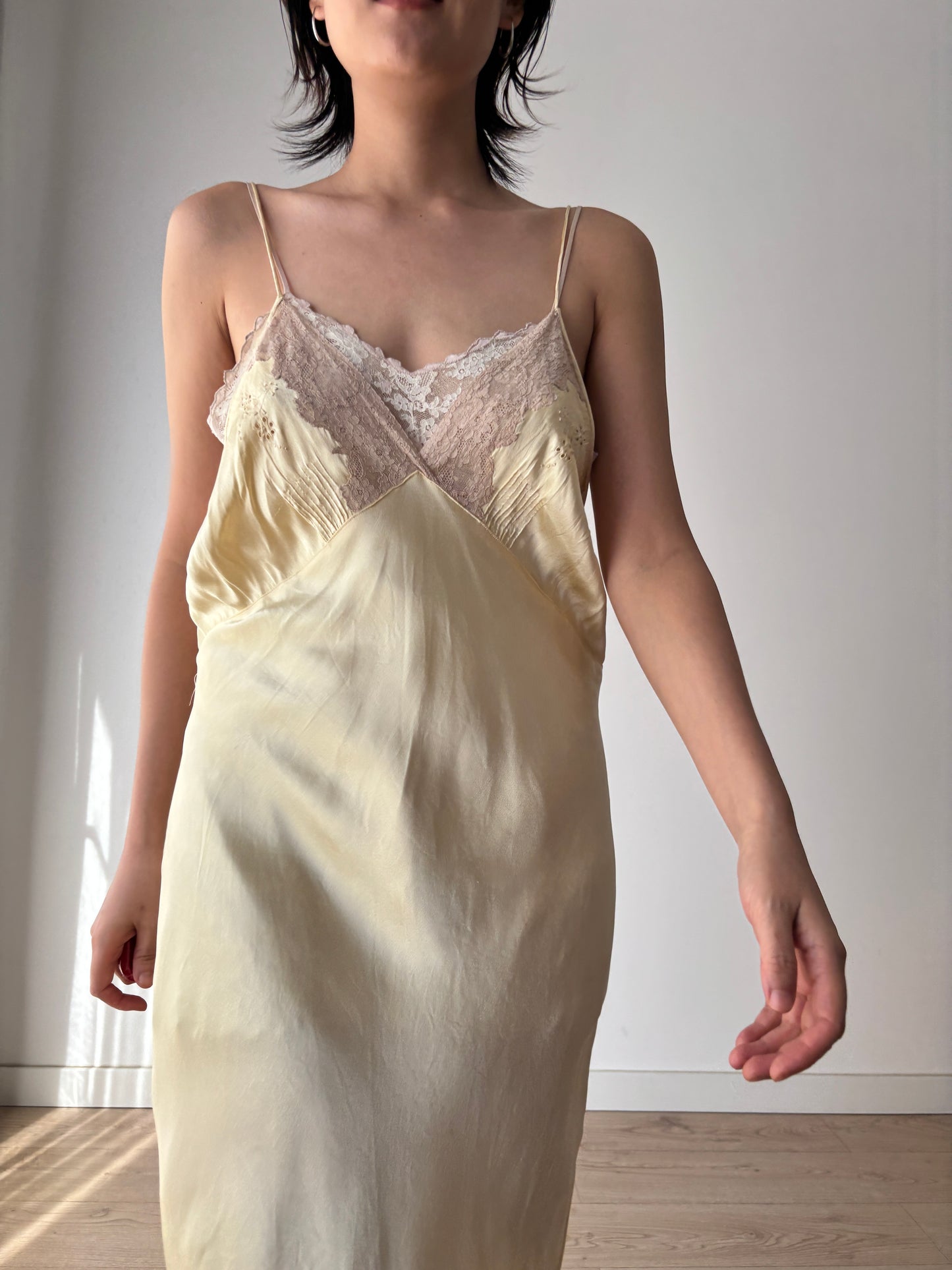 1930s–1940s Antique Yellow Silk Slip Dress – Liquid Silk Mini with Lace