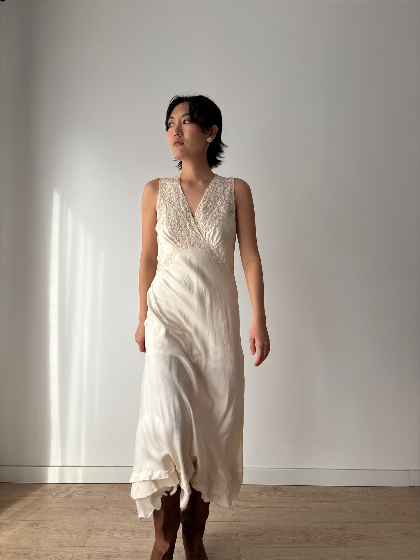 1930s Vintage Silk Lace Bridal Romantic Lace Dress