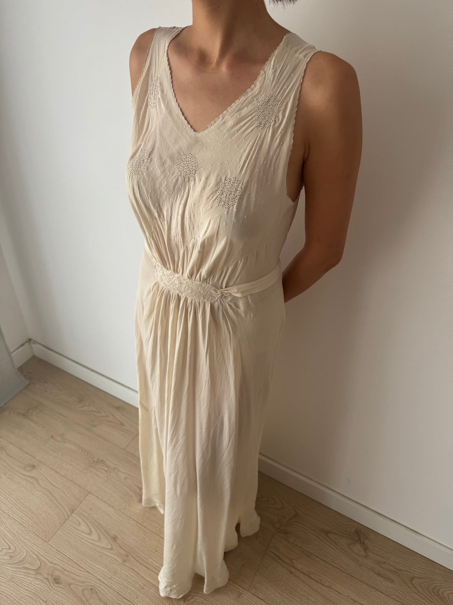 1930s Antique Pure Silk Bridal Bias Cut Gown With Pintuck Embroidery And Raised Floral Motifs