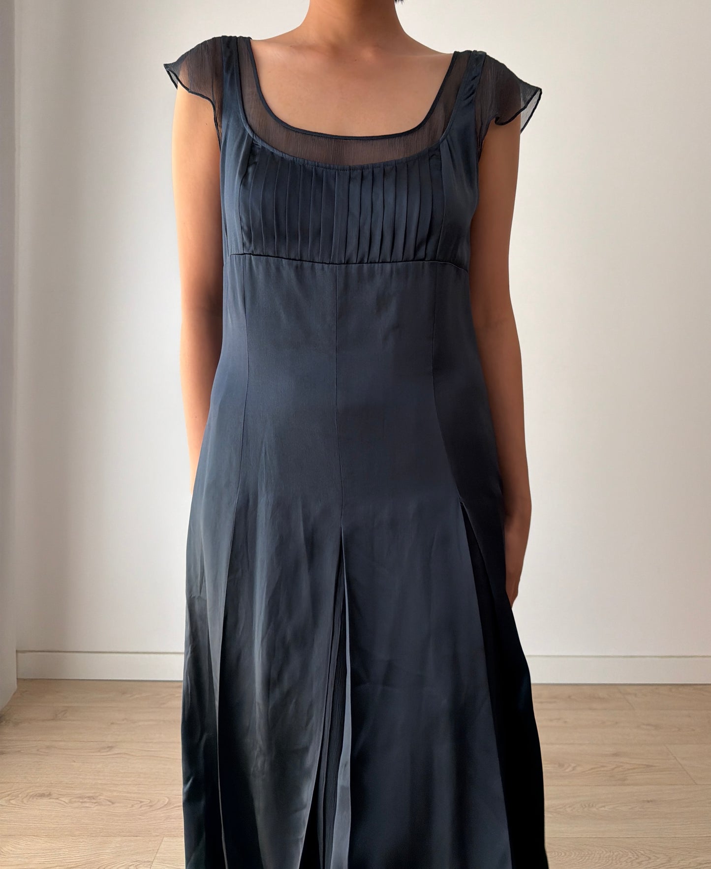 Vintage 90s Chic Y2K dark blue pure silk midi dress