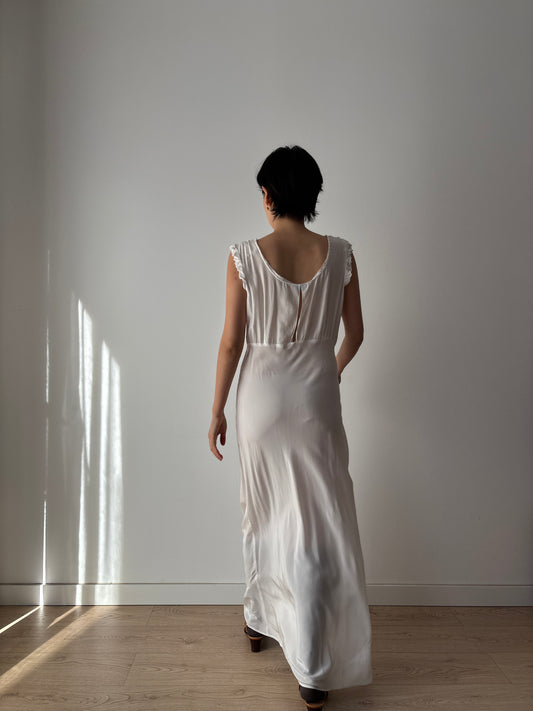 1930s Bias Cut Romantic Bridal Gown: Silk with Bow & Lace Detail