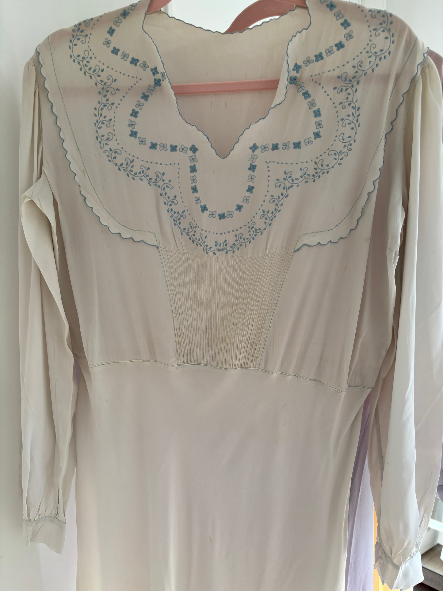 Antique 1930s bias cut pure silk crepe romantic long sleeve nightgown,