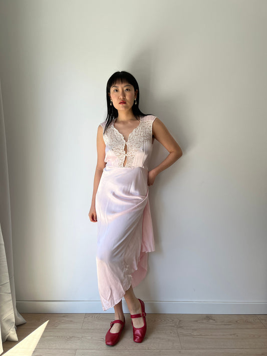 1930s Bias Cut Pastel Pink Silk Satin Embroidered Nightgown Liquid Satin Nightdress