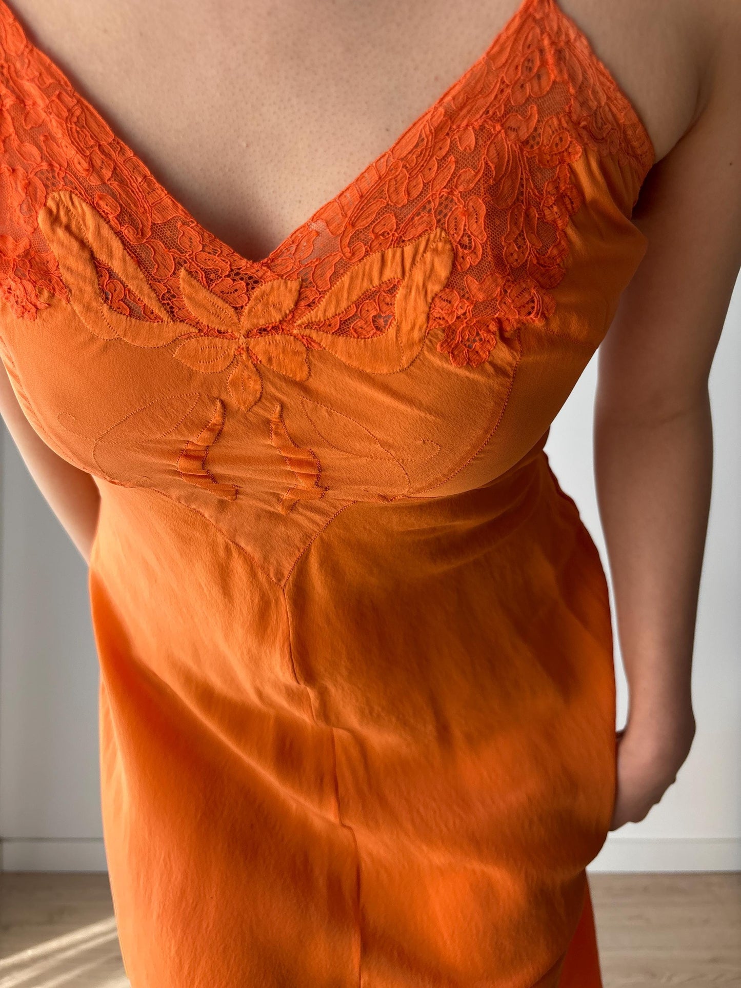 1920s 1930s 100% Silk Orange Bow Appliqué Embroidered Slip dress