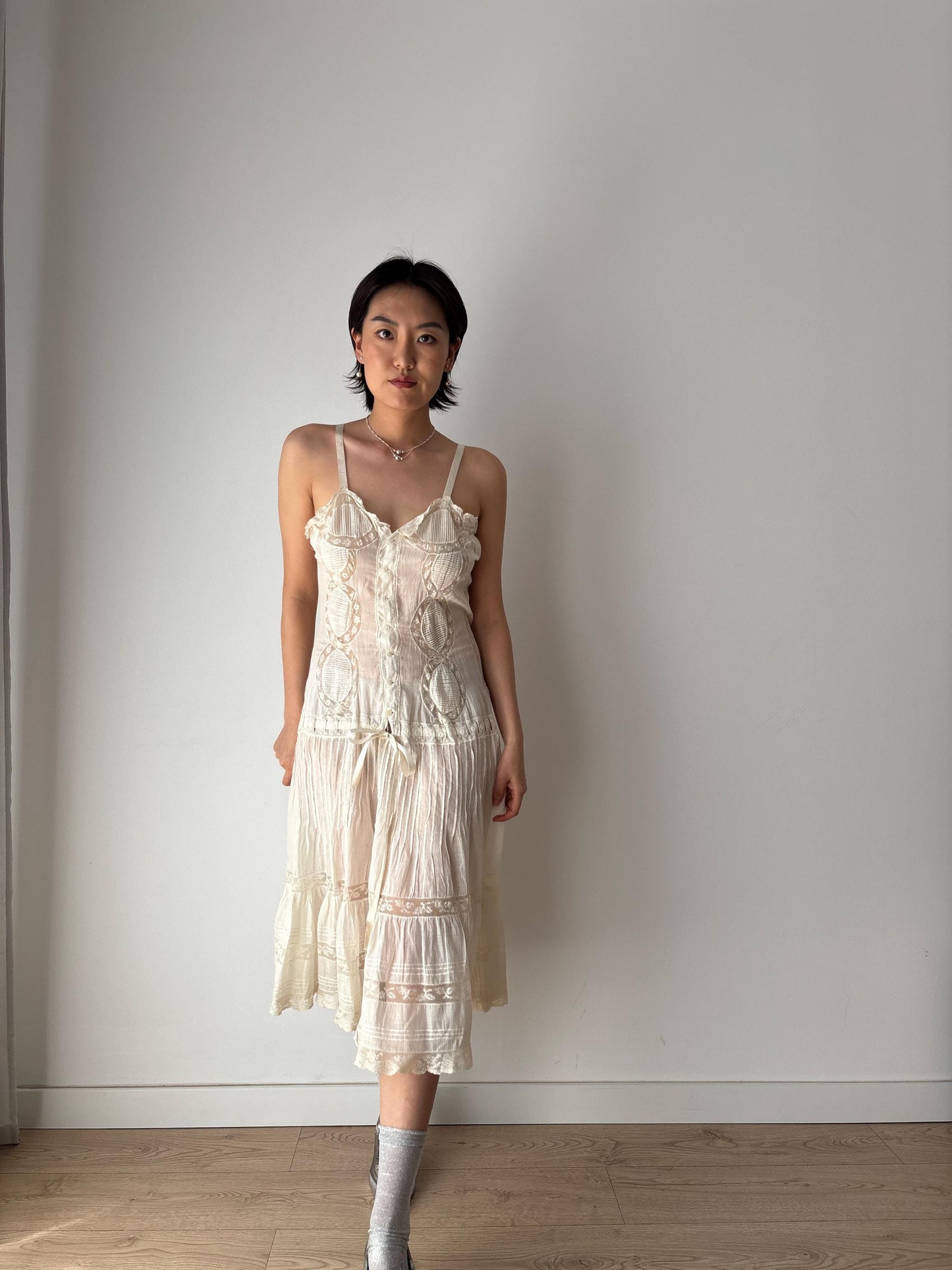 Antique 1910s Edwardian White Cotton Cut Work Eyelet Lace Floral Embroidered Lawn Dress