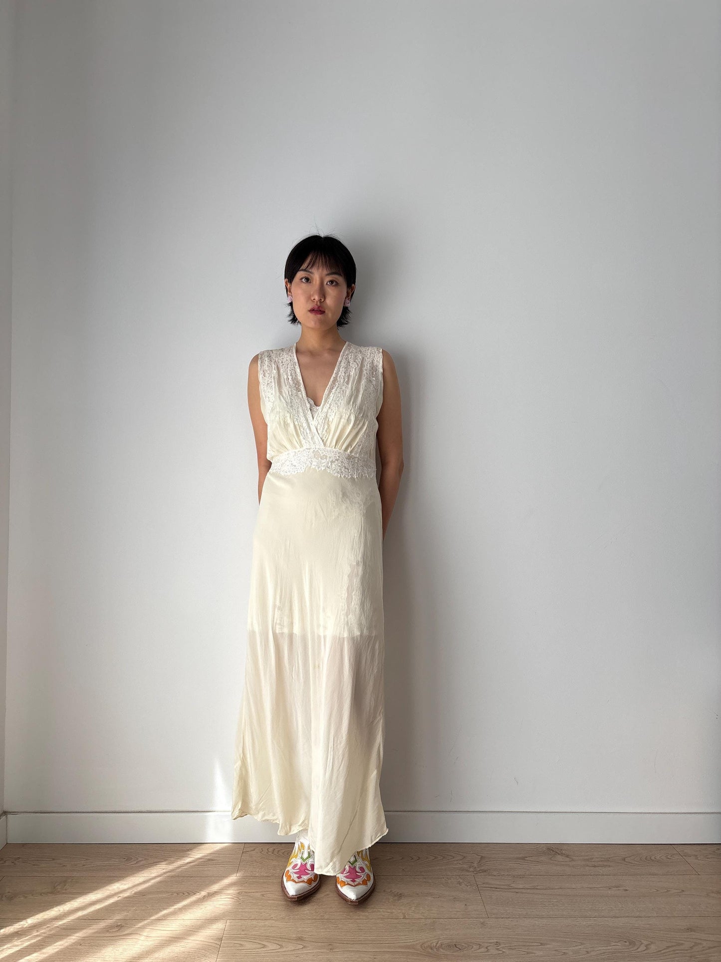 1930s Antique Bridal Lace Bias Cut Negligee Silk Satin Embroidered Nightgown