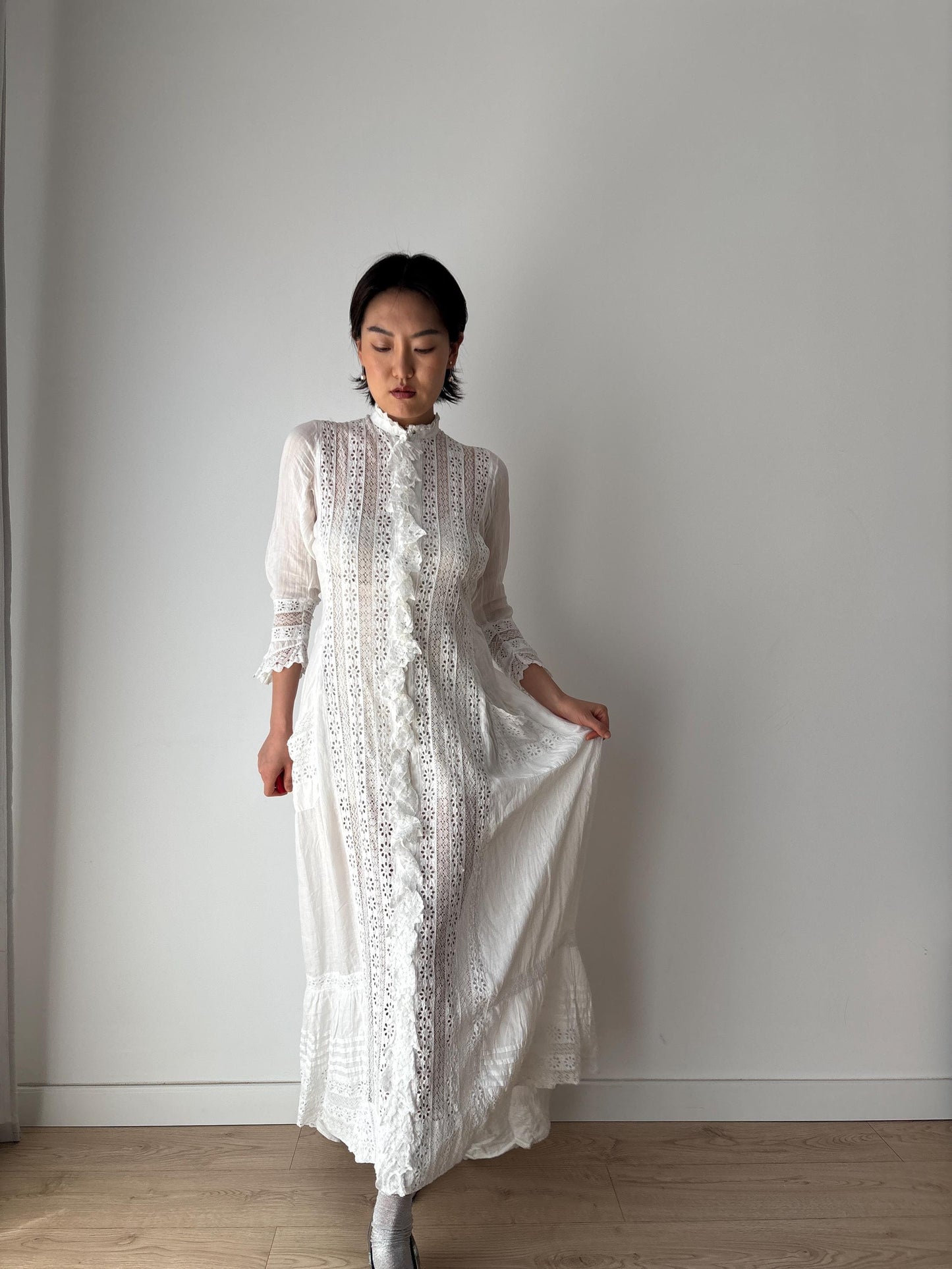 Antique 1900s White Cotton Edwardian Petticoat Renaissance Victorian Nightdress