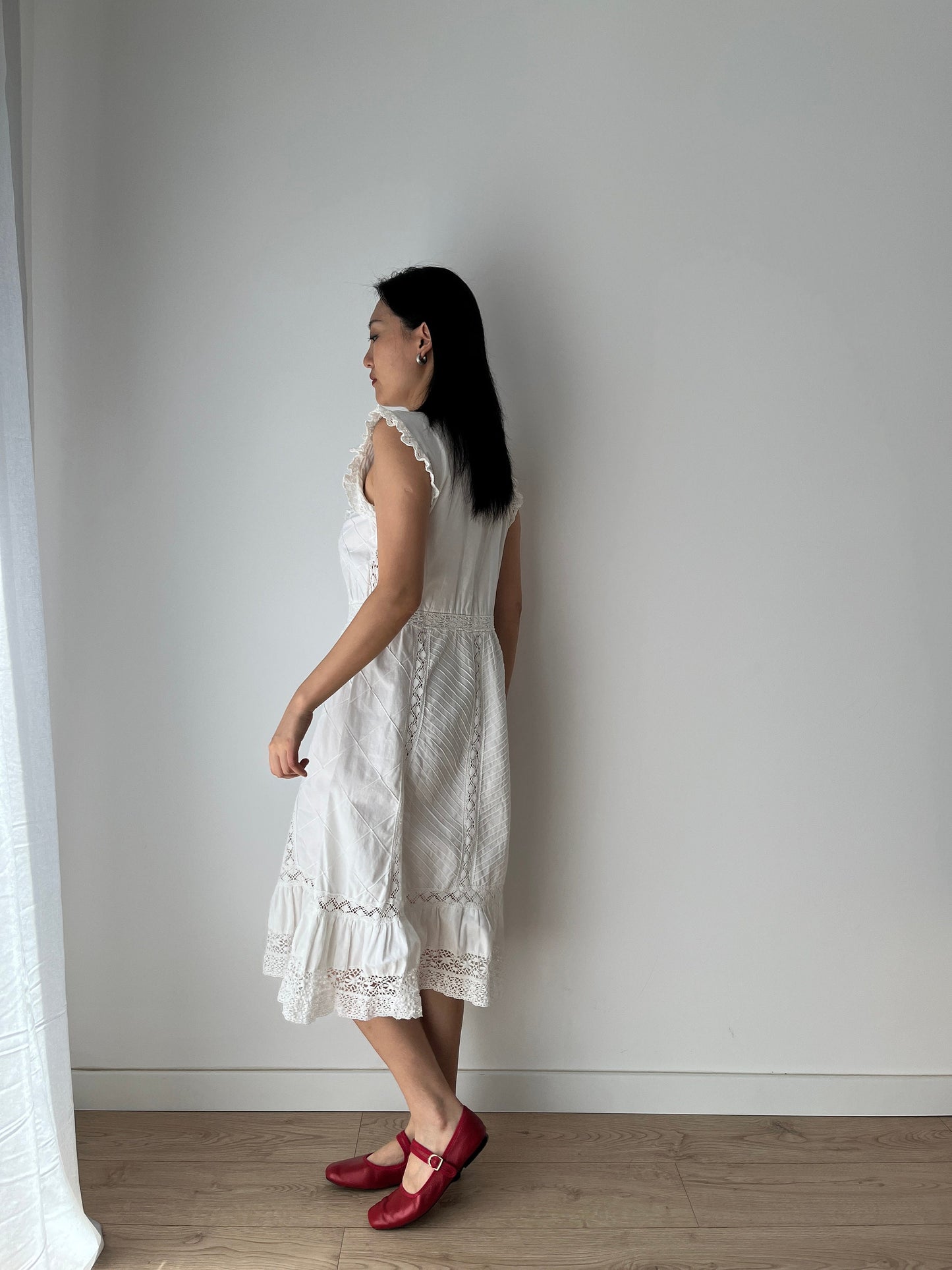 Antique 1800s Early 1900s White Cotton Lace Renaissance Victorian Edwardian Nightdress