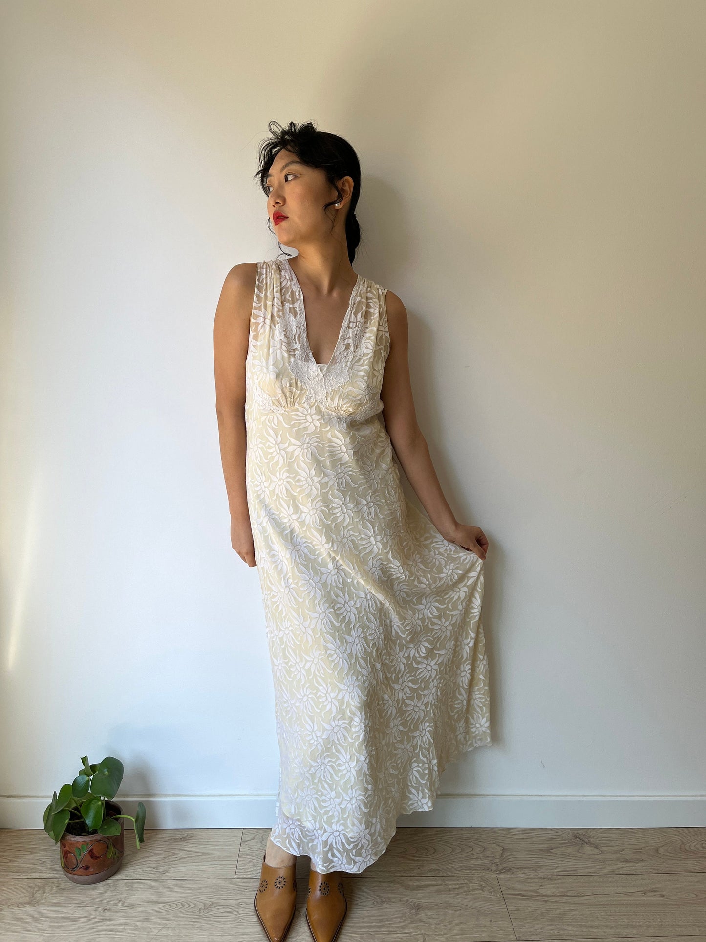 1930s Antique Bridal Lace Bias Cut Negligee Silk Satin Embroidered Nightgown