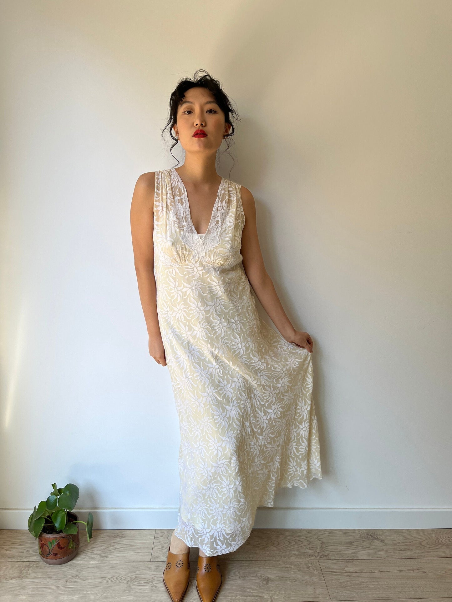 1930s Antique Bridal Lace Bias Cut Negligee Silk Satin Embroidered Nightgown
