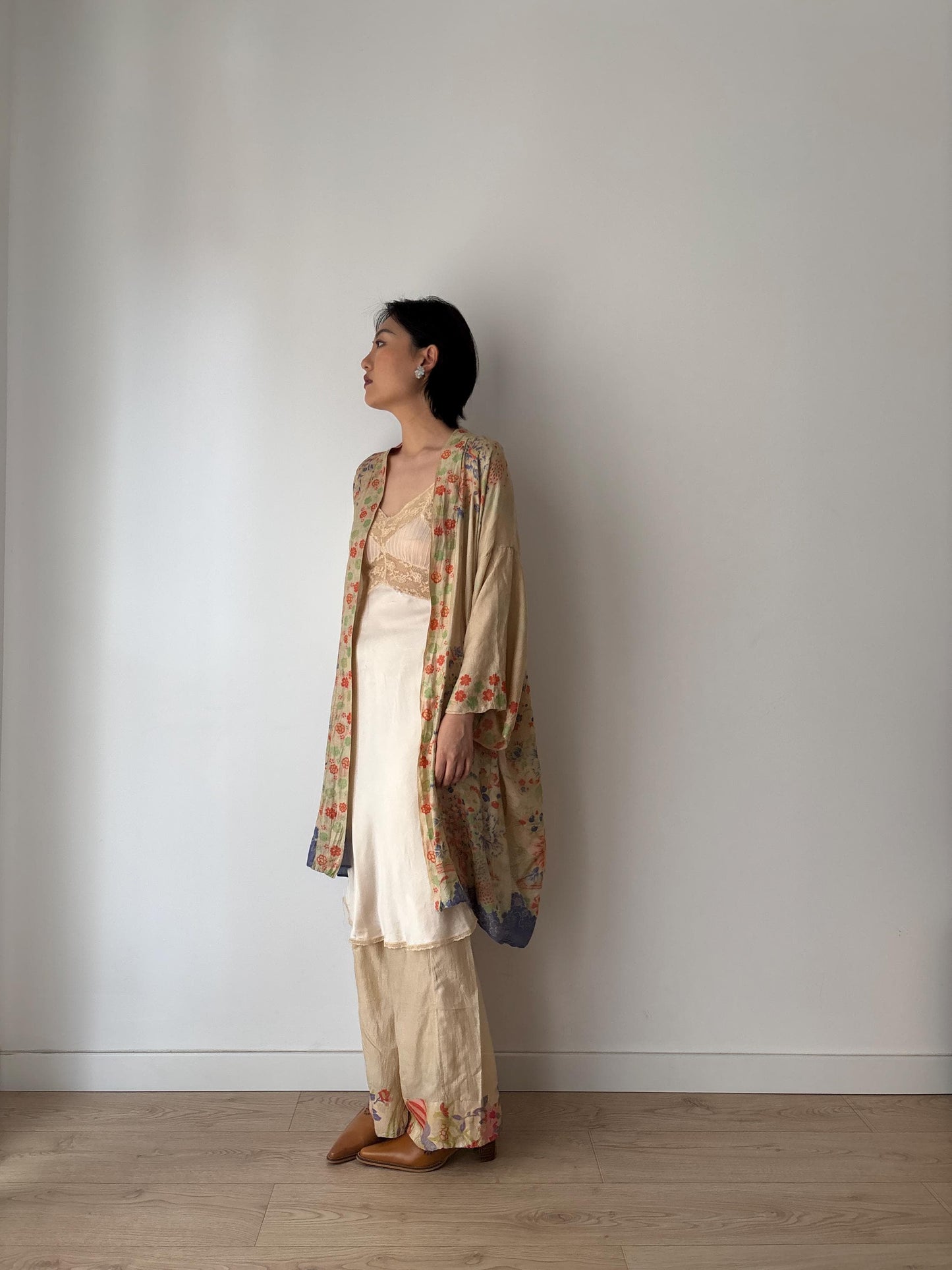 1920s 1930s Silk Pyjama Set Collectable Kimono Robe Kimono Jacket Pants Hand Painted Silk Wedding Vacation Jazz Age/Art Deco Flapper Robe