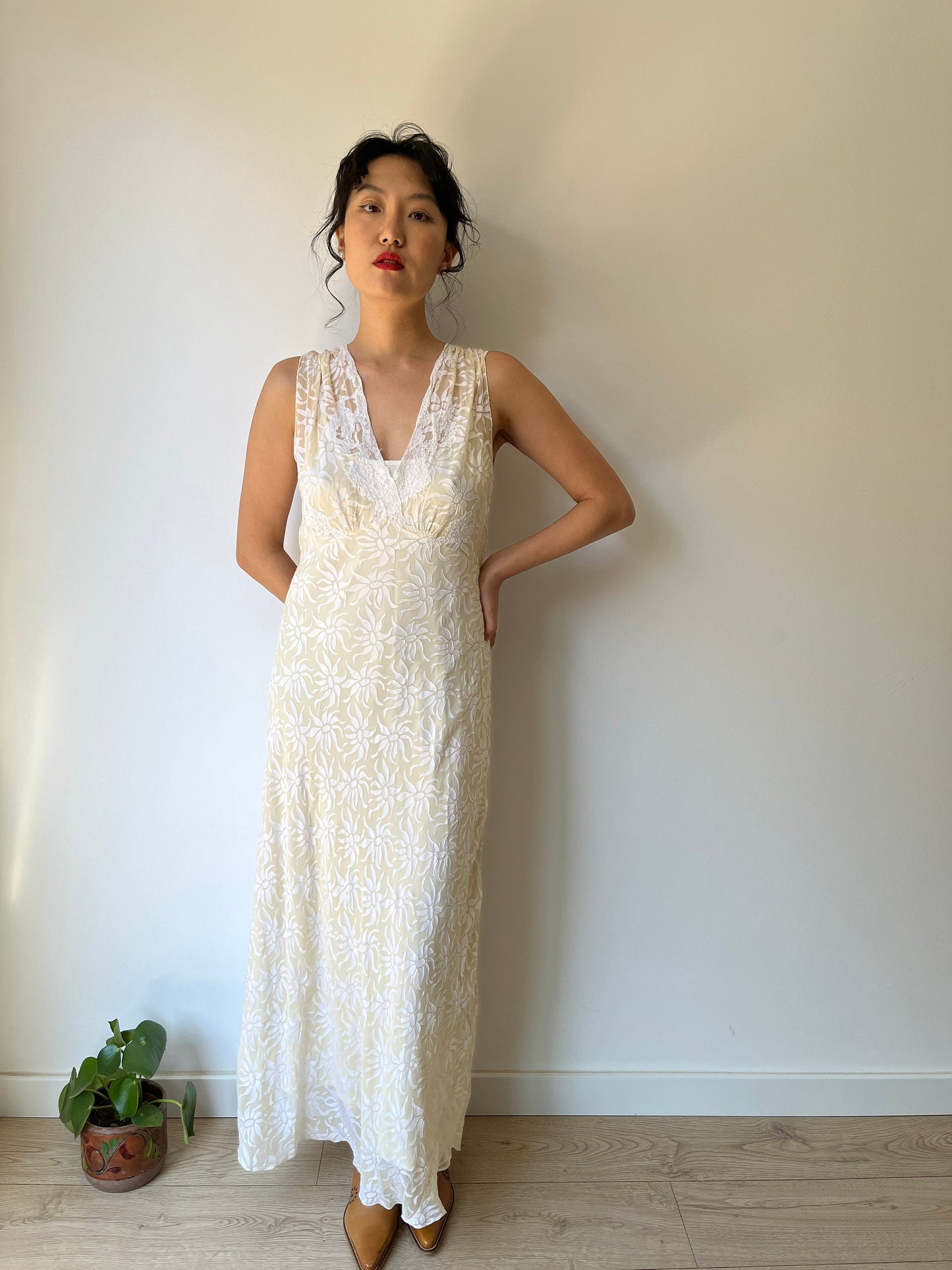 1930s Antique Bridal Lace Bias Cut Negligee Silk Satin Embroidered Nightgown