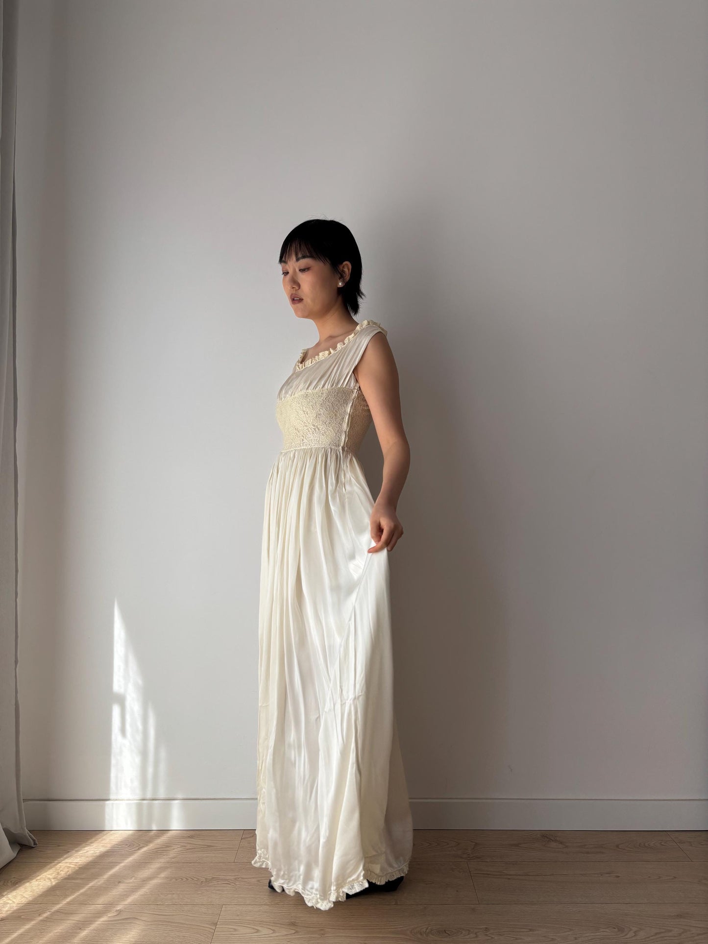 1930s Antique Satin Silk Heavy Lace Bridal Wedding Dress, Liquid Art deco Nightdress