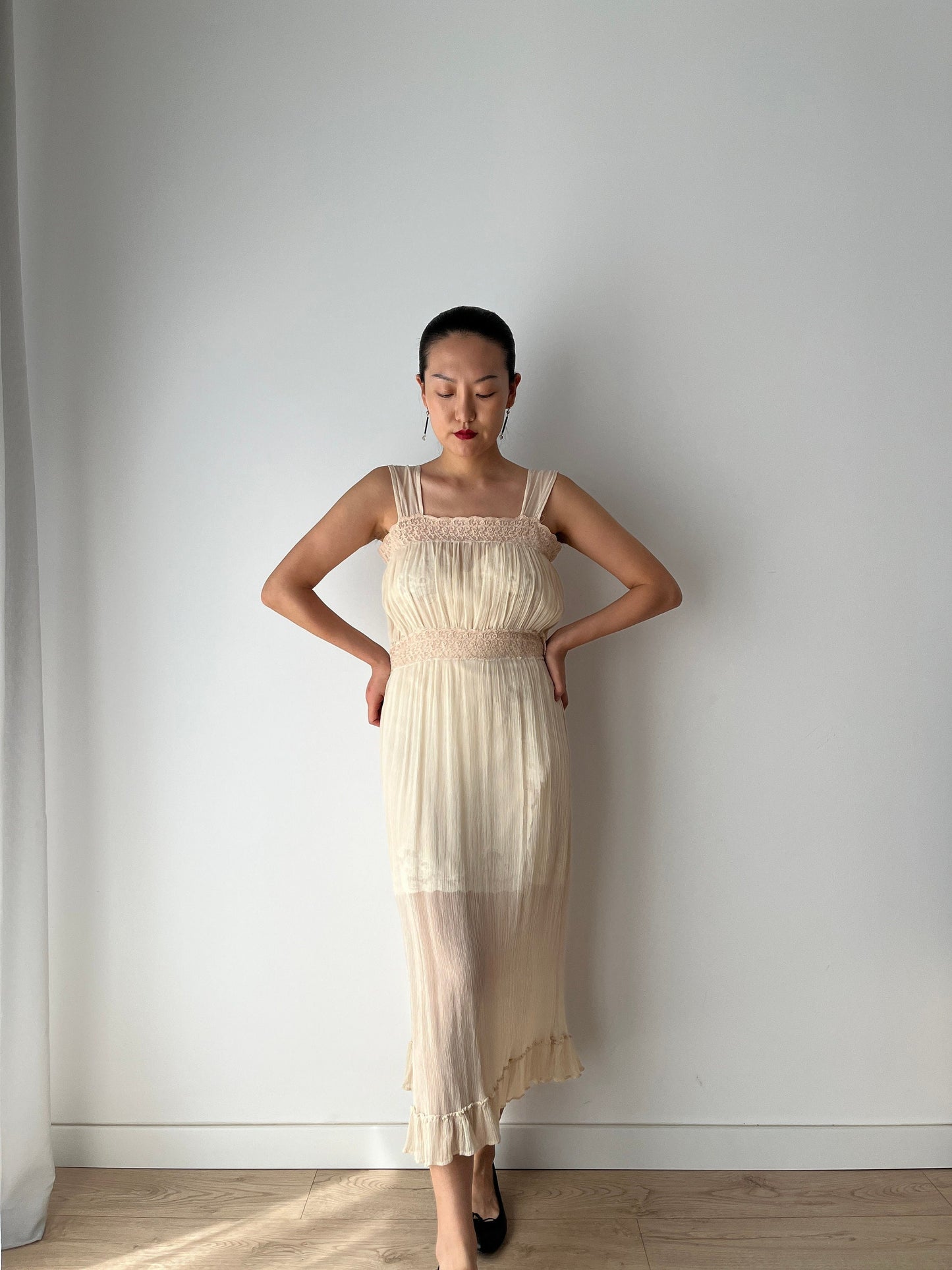 1920s Antique Bias Cut Beige Cream Pure Silk Embroidered Nightgown