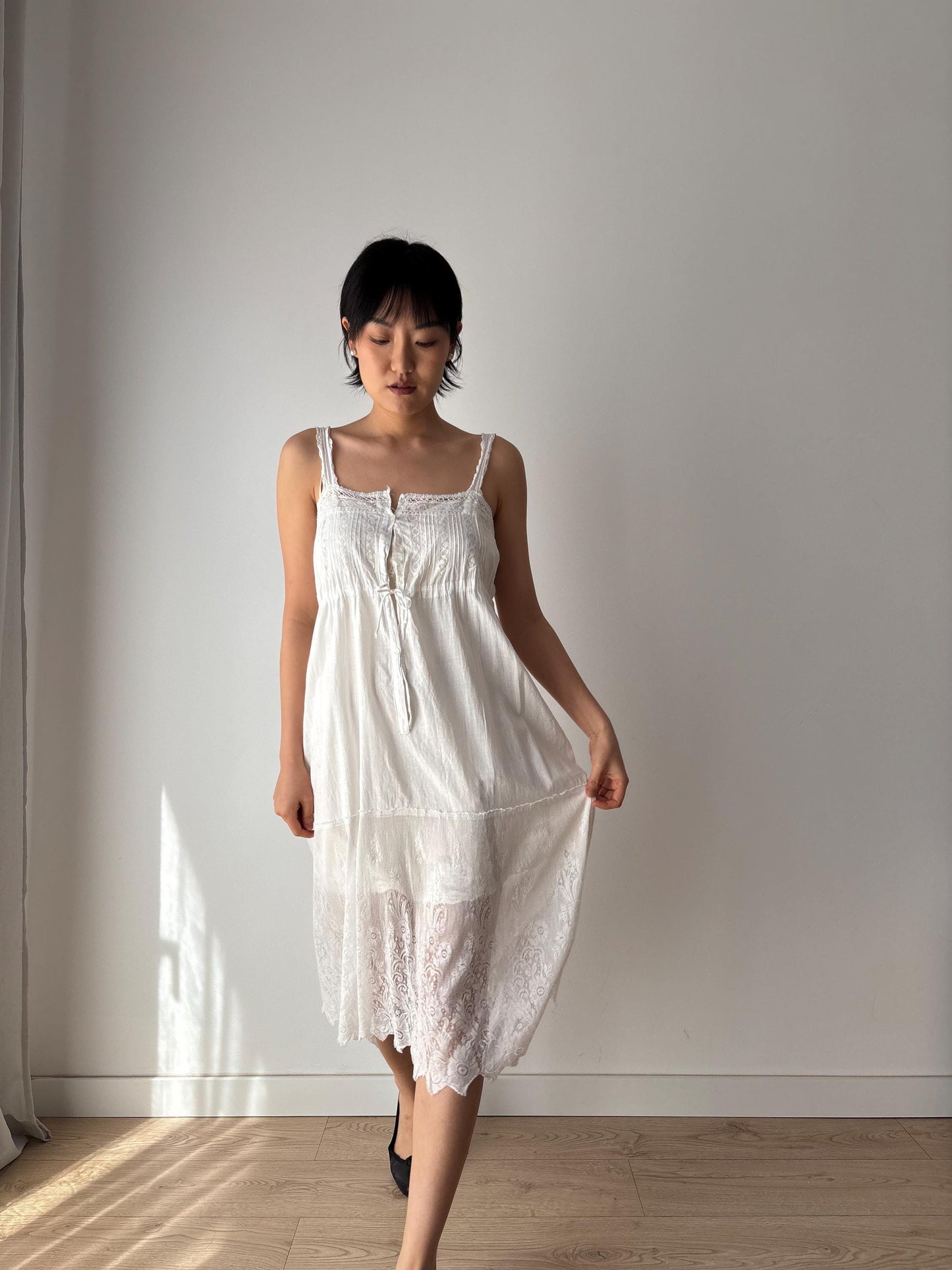 1910s 1900s Antique White Cotton Edwardian Victorian Lace Mini Slip Dress