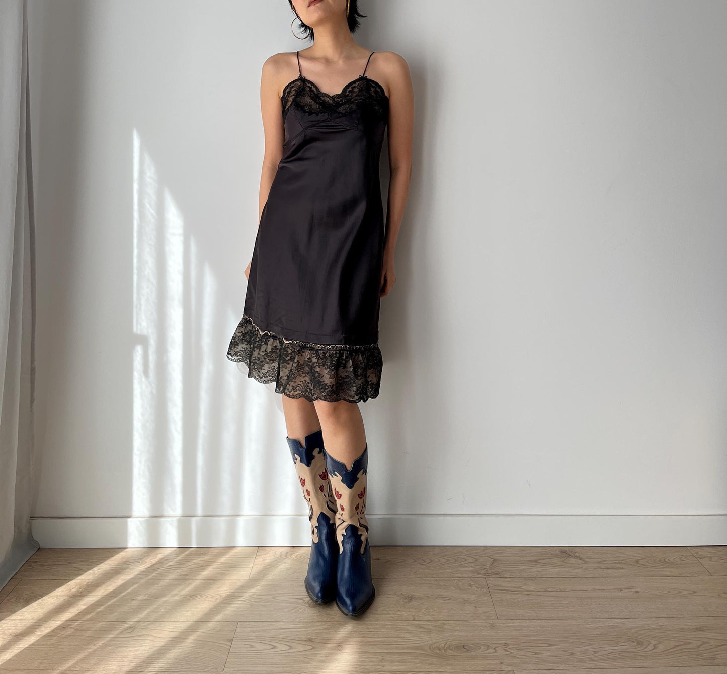 Antique vintage 1950s 1940s black liquid satin rayon lace art embroidered deco bias cut nightgown slip