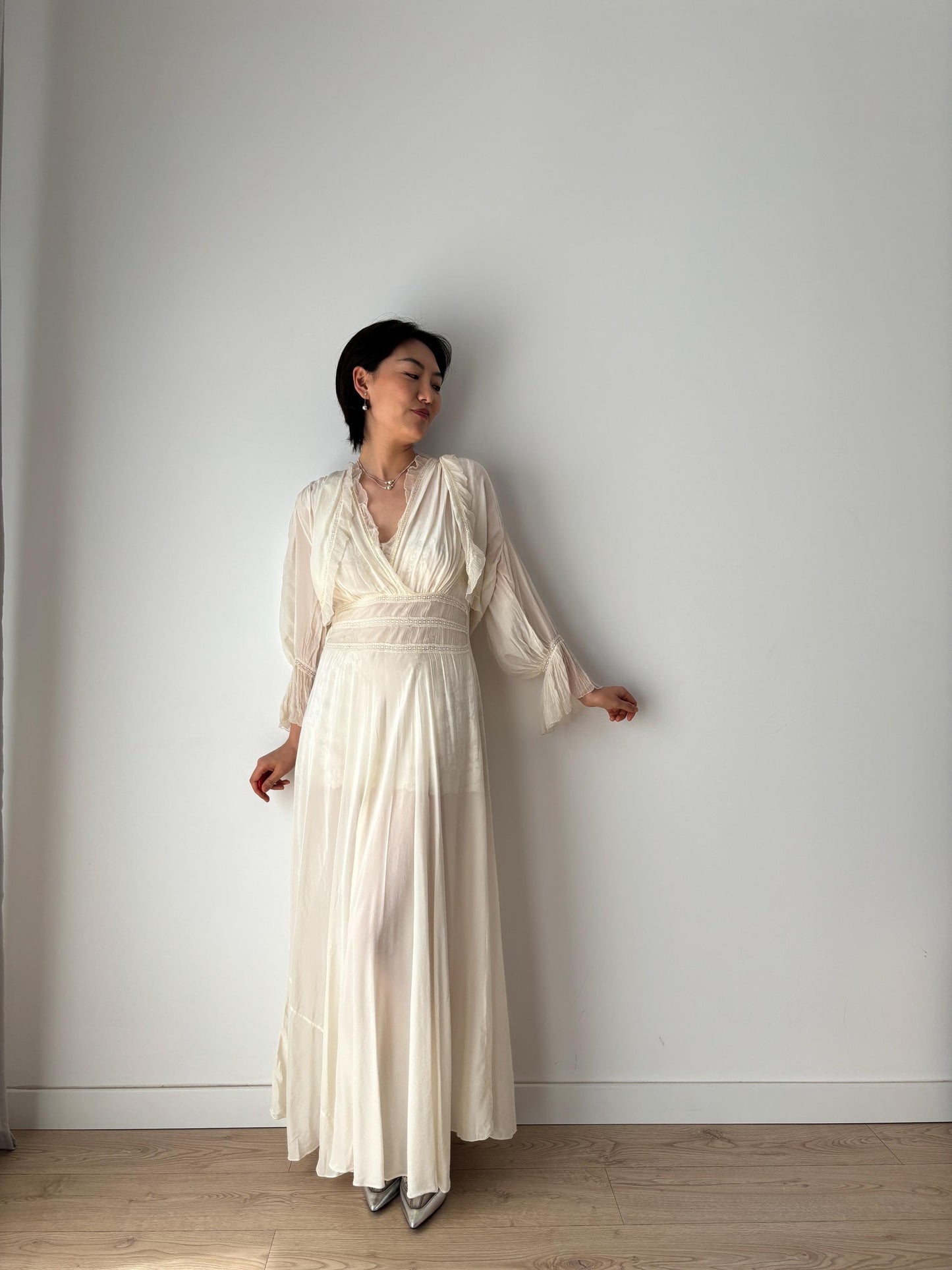1930s 40s Pure Silk Crepe Nightgown Ensemble 2 Piece Set / Robe and Slip Dress Lingerie Set