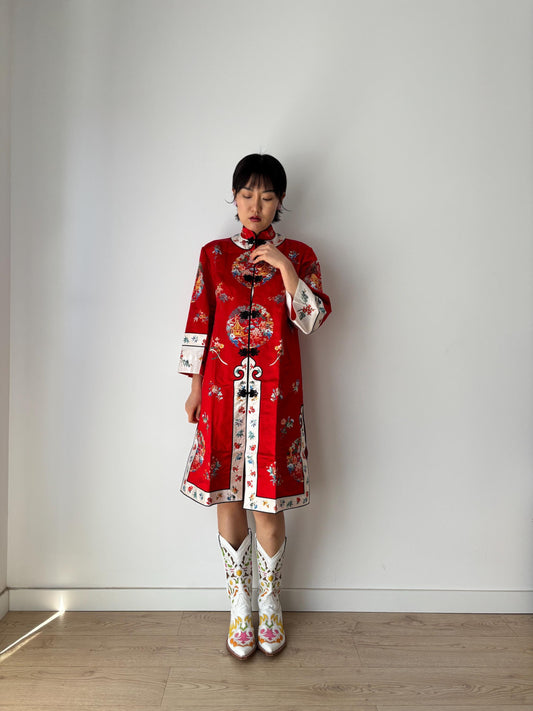 Vintage 1950s Chinese Silk Rayon Flower Hand Embroidered Cheongsam Pajama Jacket
