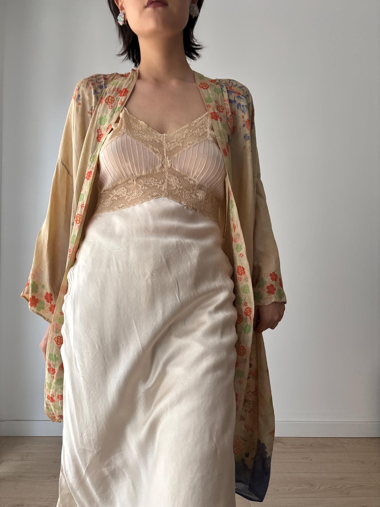 1920s 1930s Silk Pyjama Set Collectable Kimono Robe Kimono Jacket Pants Hand Painted Silk Wedding Vacation Jazz Age/Art Deco Flapper Robe