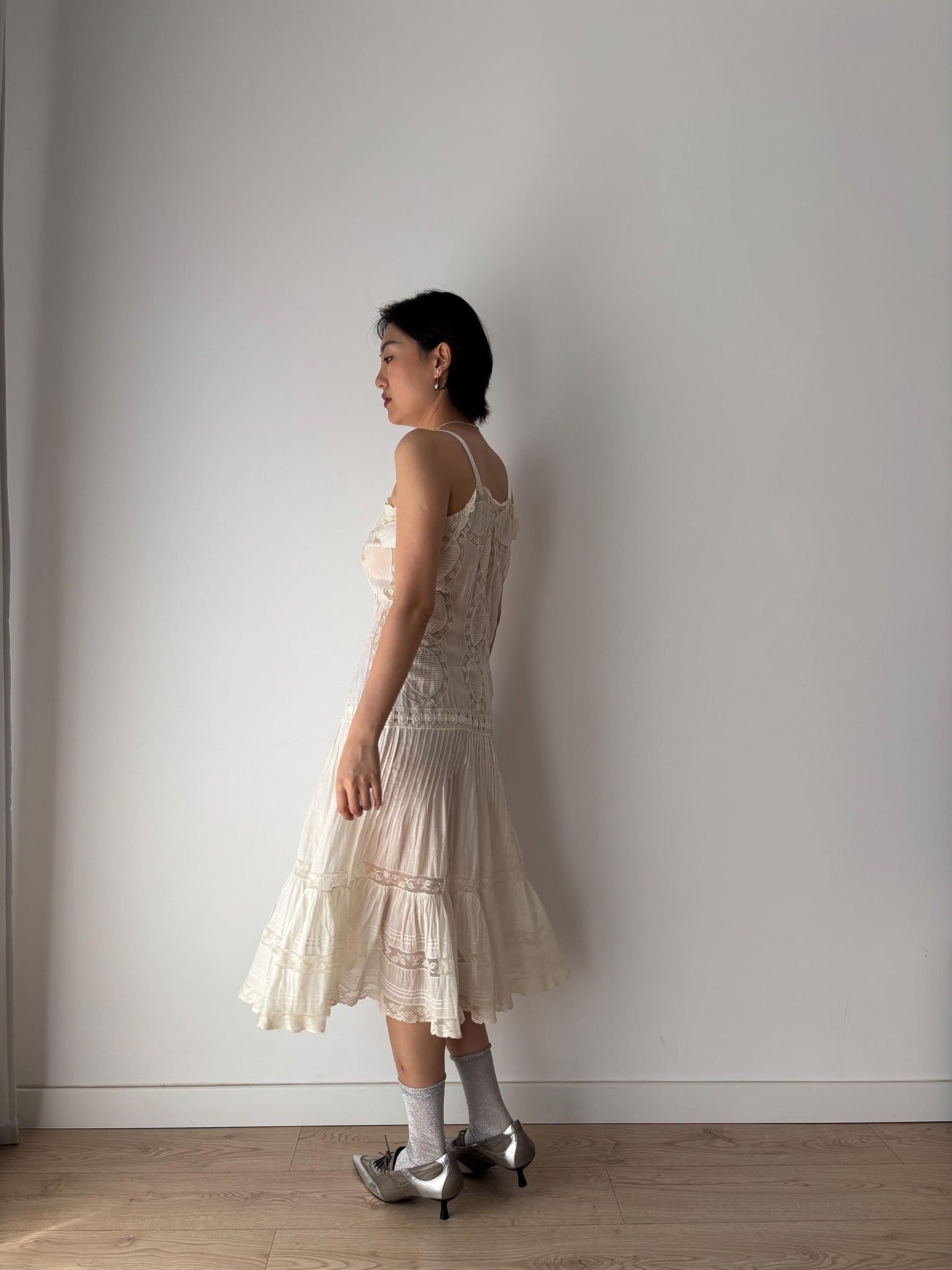 Antique 1910s Edwardian White Cotton Cut Work Eyelet Lace Floral Embroidered Lawn Dress