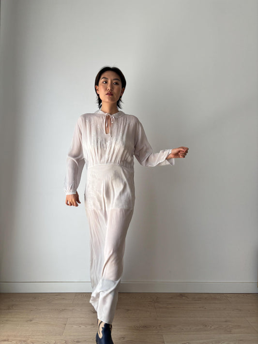 Antique 1930s bias cut liquid pure silk chiffon crepe romantic nightdress