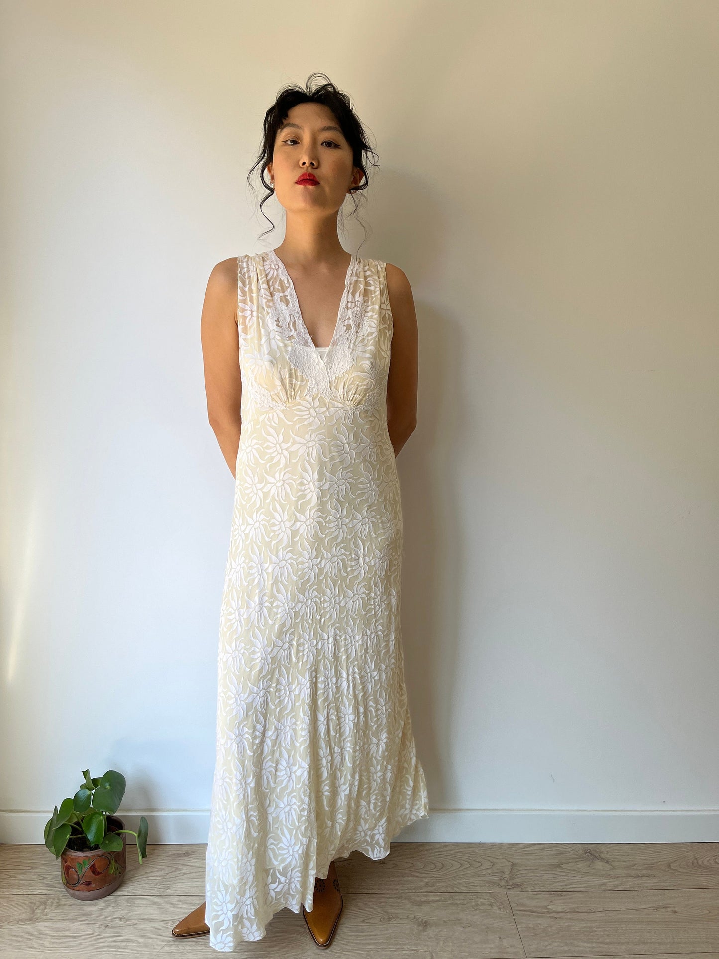 1930s Antique Bridal Lace Bias Cut Negligee Silk Satin Embroidered Nightgown