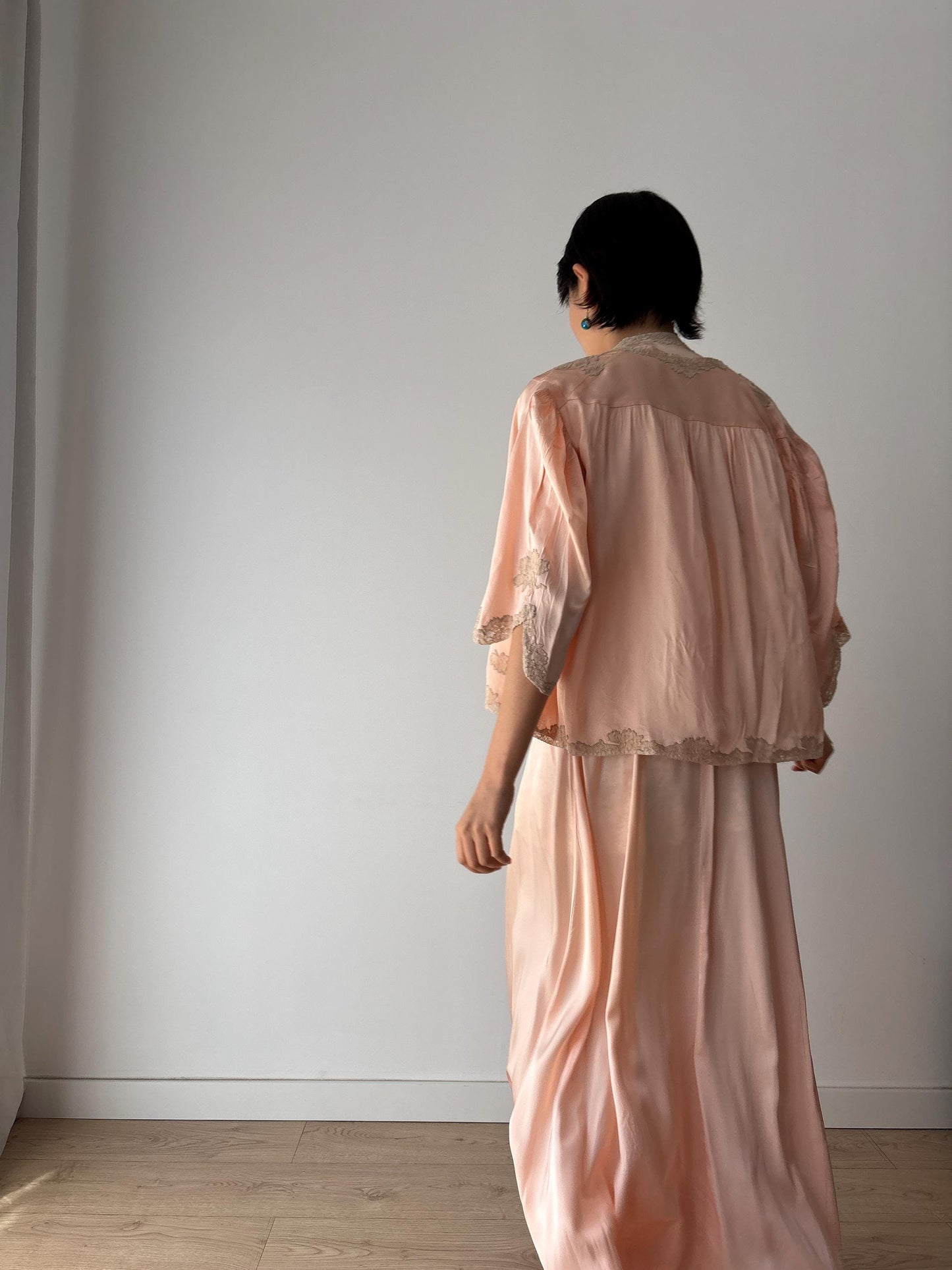 1940s 50s Pale Pink Pure Silk Nightgown 2 Piece Set / Bed Jacket Slip Dress Lingerie Set