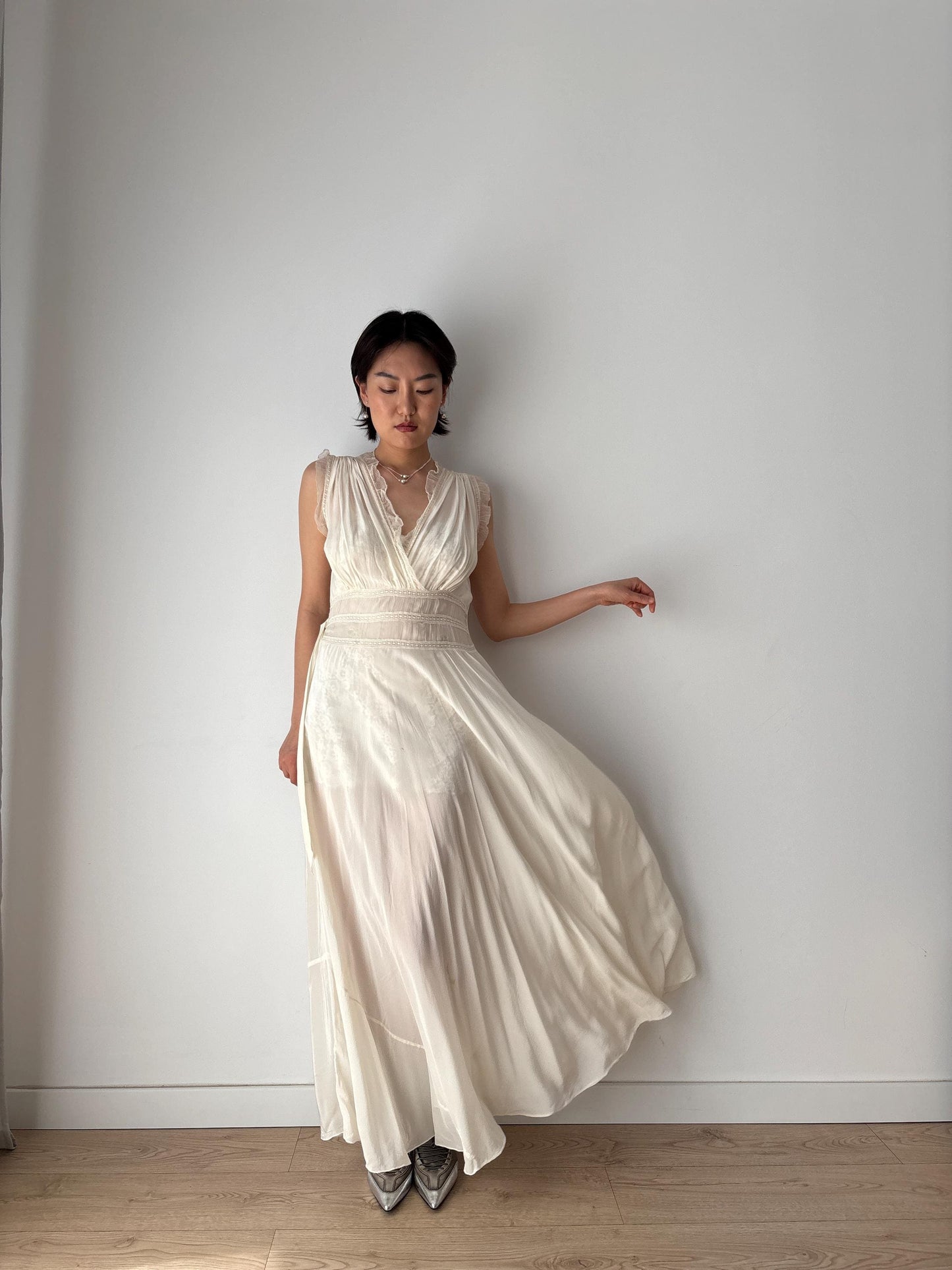 1930s 40s Pure Silk Crepe Nightgown Ensemble 2 Piece Set / Robe and Slip Dress Lingerie Set