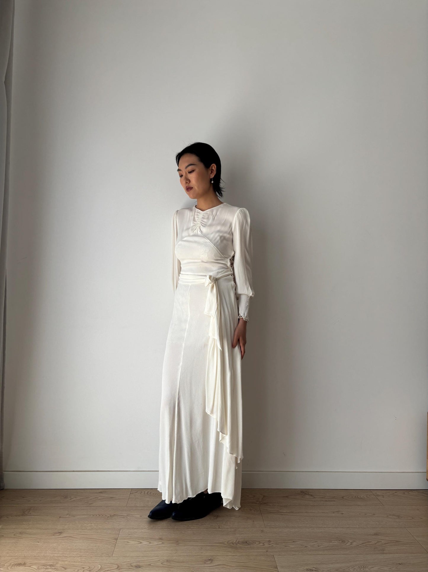 1930s Antique White 100% Silk Crepe Long Maxi Bridal dress, Vintage lace wedding dress