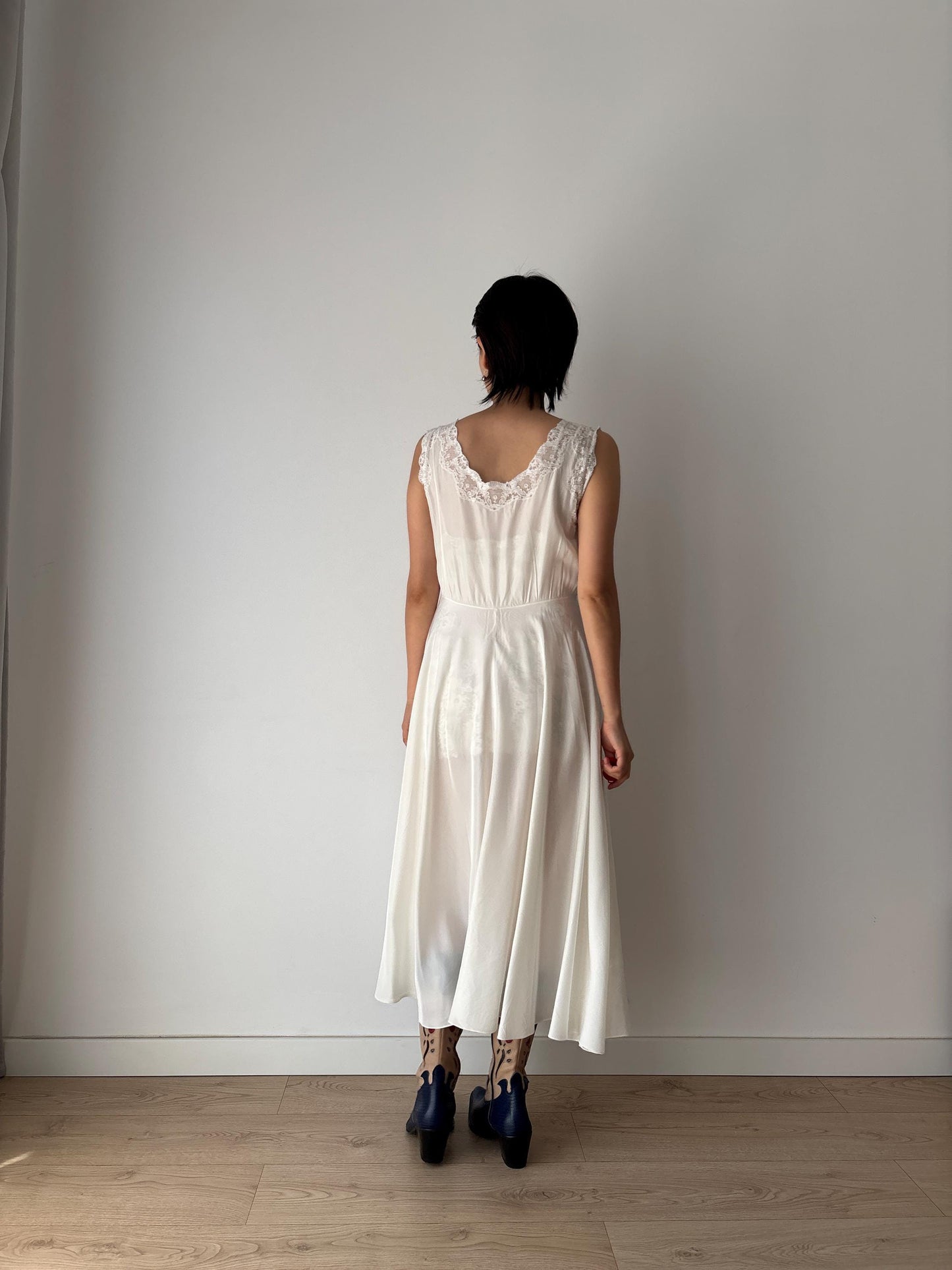 1940s 1950s Antique White 100% Satin French Lace Long Maxi dress