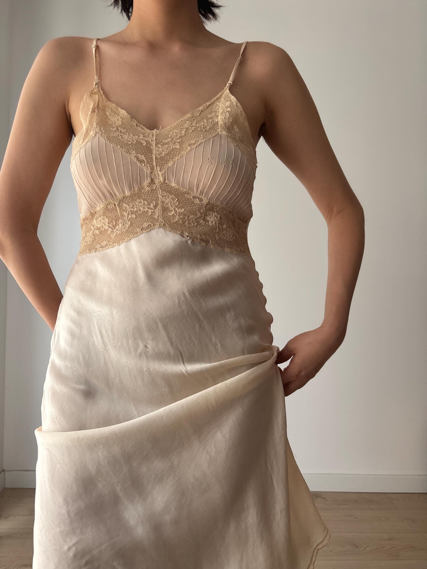 1930s 1920s Antique Pastel Pink Flower bow print Embroidered Lace Silk Satin Slip dress