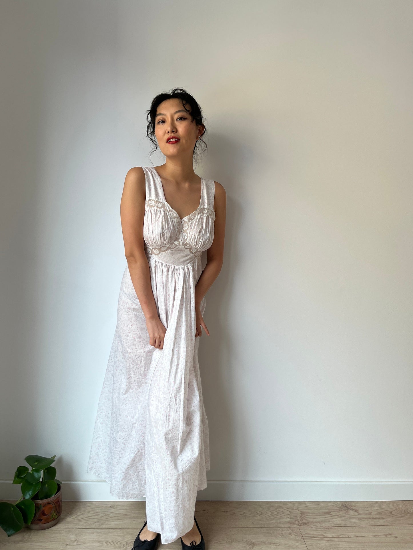 vintage 1950s pink floral print cotton lace ribbon art deco dress, romantic parisian nightgown