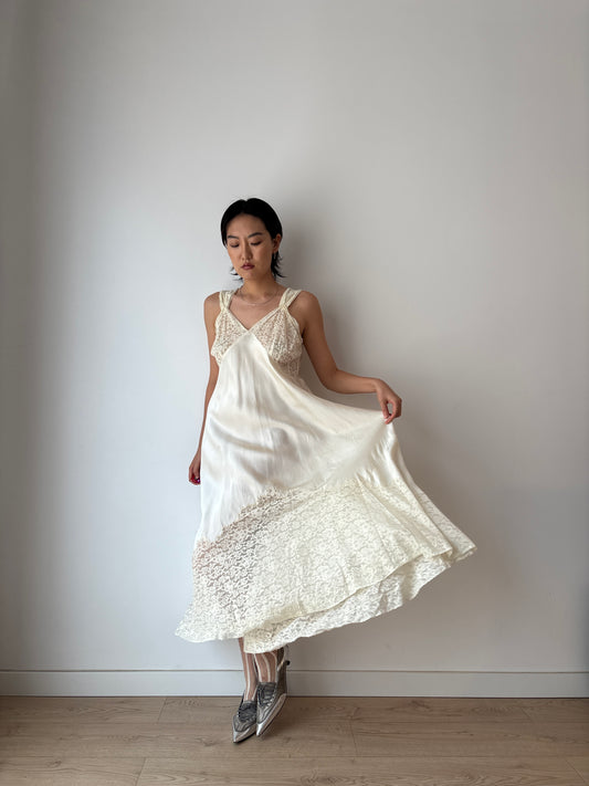 1940s Antique White Lace Liquid Silk Satin Bridal Slip Dres