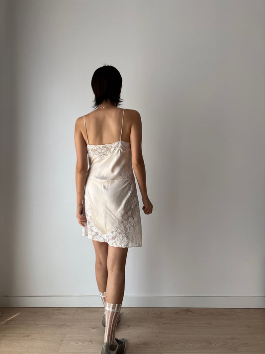 1930s Antique Cream Heavy Lace Embroidered Appliqué Mini Silk Slip dress