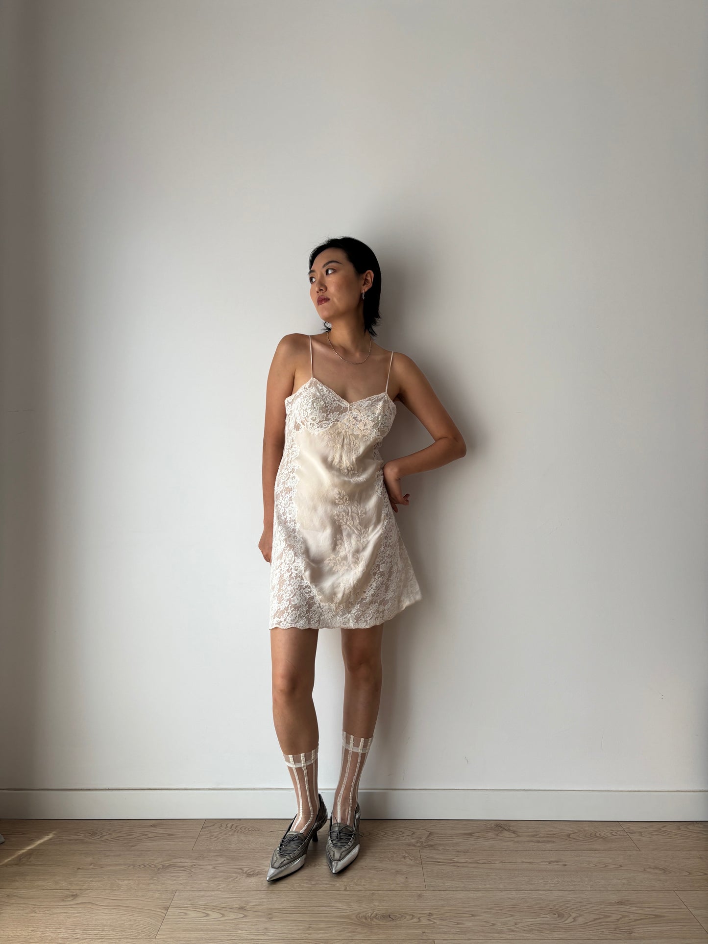 1930s Antique Cream Heavy Lace Embroidered Appliqué Mini Silk Slip dress