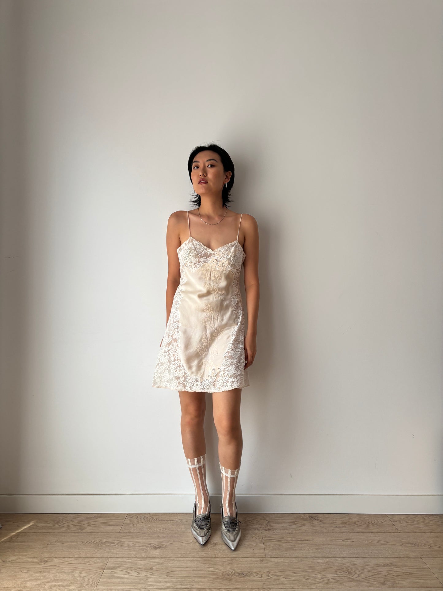 1930s Antique Cream Heavy Lace Embroidered Appliqué Mini Silk Slip dress