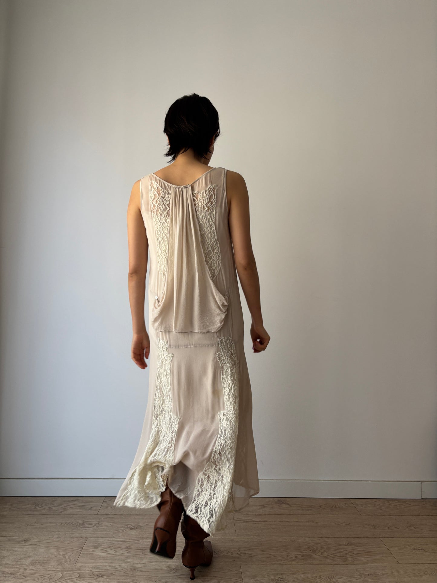 1920s Style White Silk Art Deco Flapper Lace Slip dress