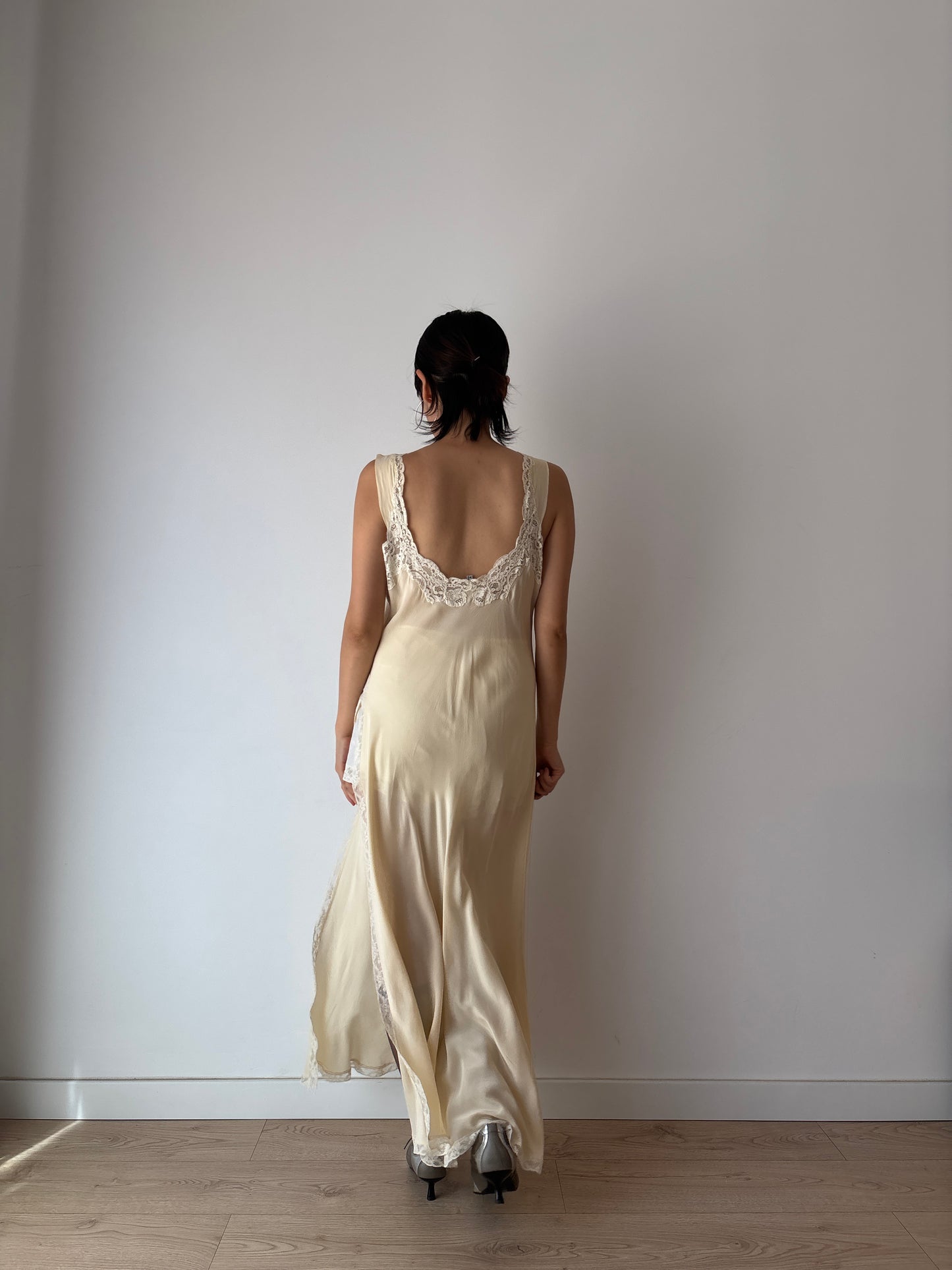 Vintage 90s Y2K romantic side slit cut pure silk beige bridal slip maxi dress