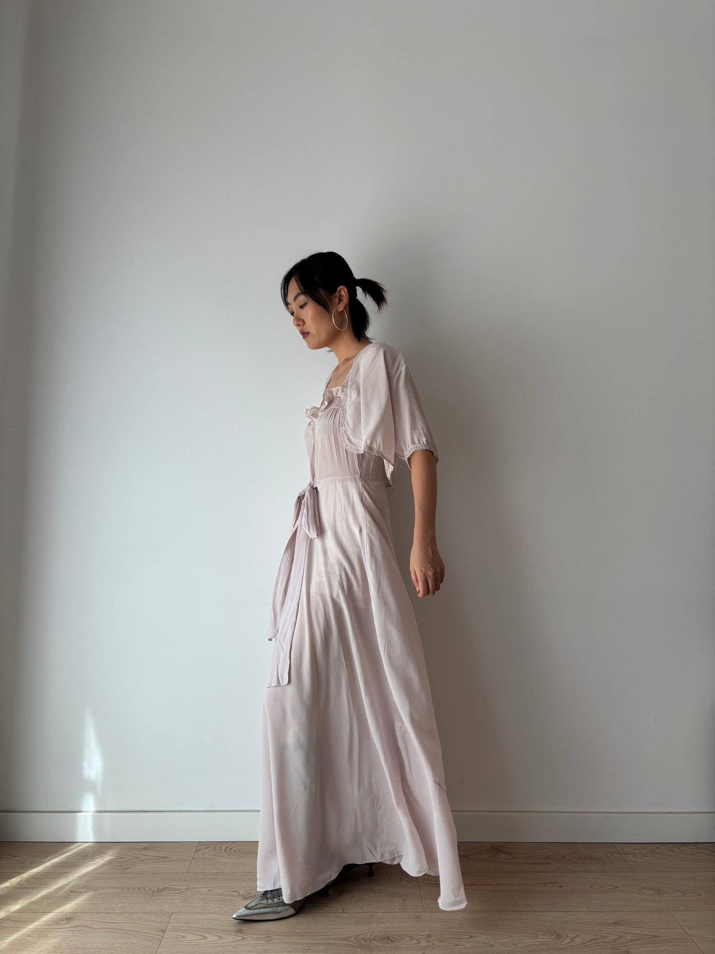 Rare 1930s Lilac Silk Chiffon Nightgown Bias Cut 2 Piece Set / Bed Jacket and Slip Dress Lingerie French Romantic Hollow Lace Peignoir Set