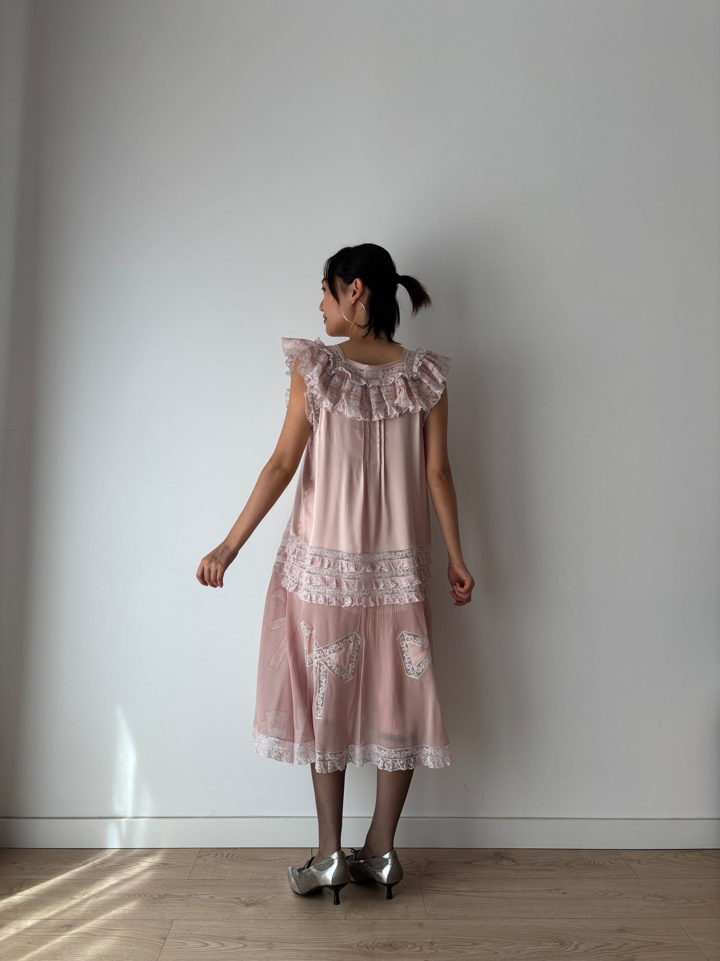 Vintage Purple Pure Silk Heavy Lace Bow Embroidery Lingerie Dress, French Lace Floral Antique Romantic Style Peignoir Made In Italy