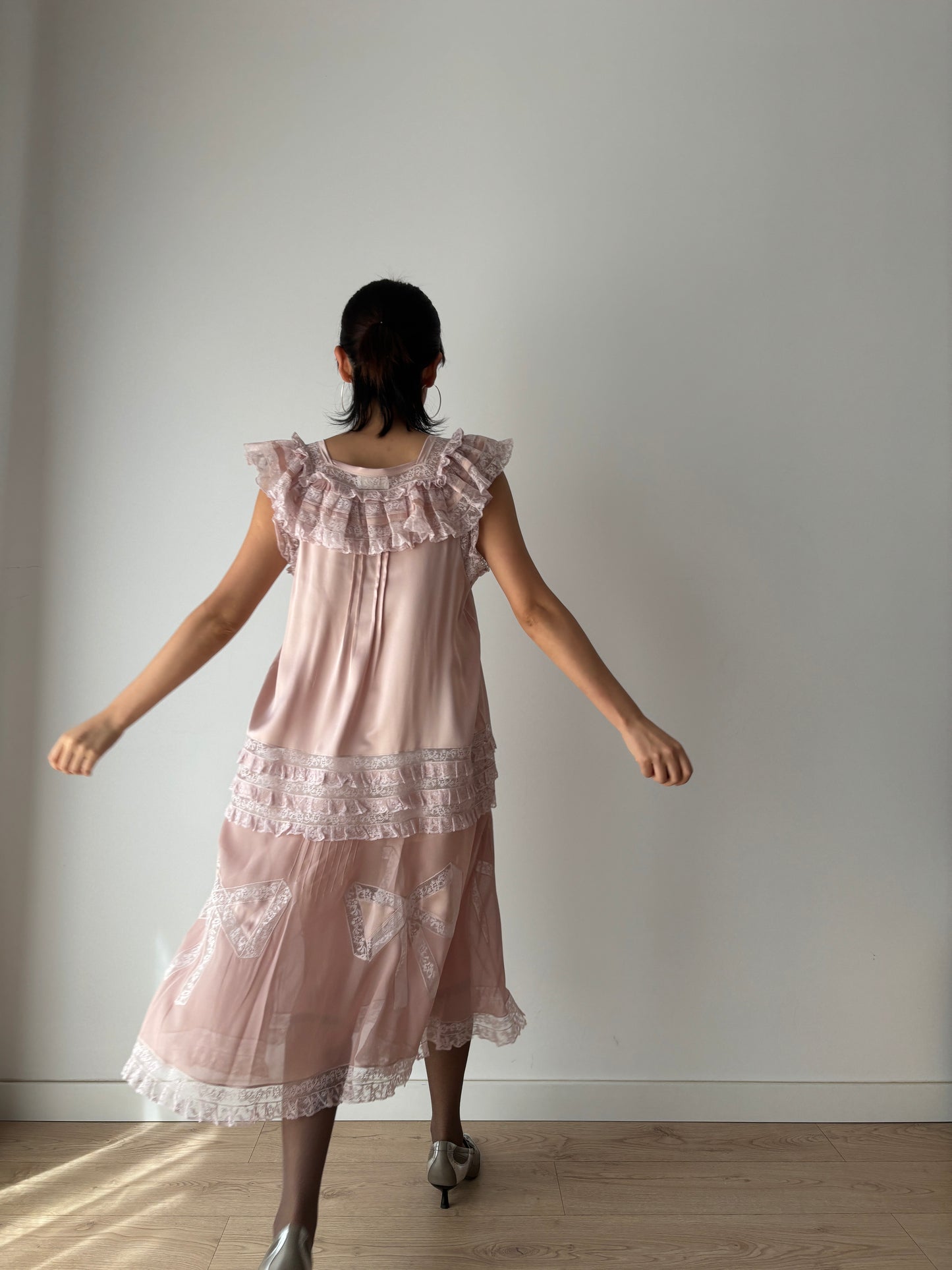 Vintage Purple Pure Silk Heavy Lace Bow Embroidery Lingerie Dress, French Lace Floral Antique Romantic Style Peignoir Made In Italy