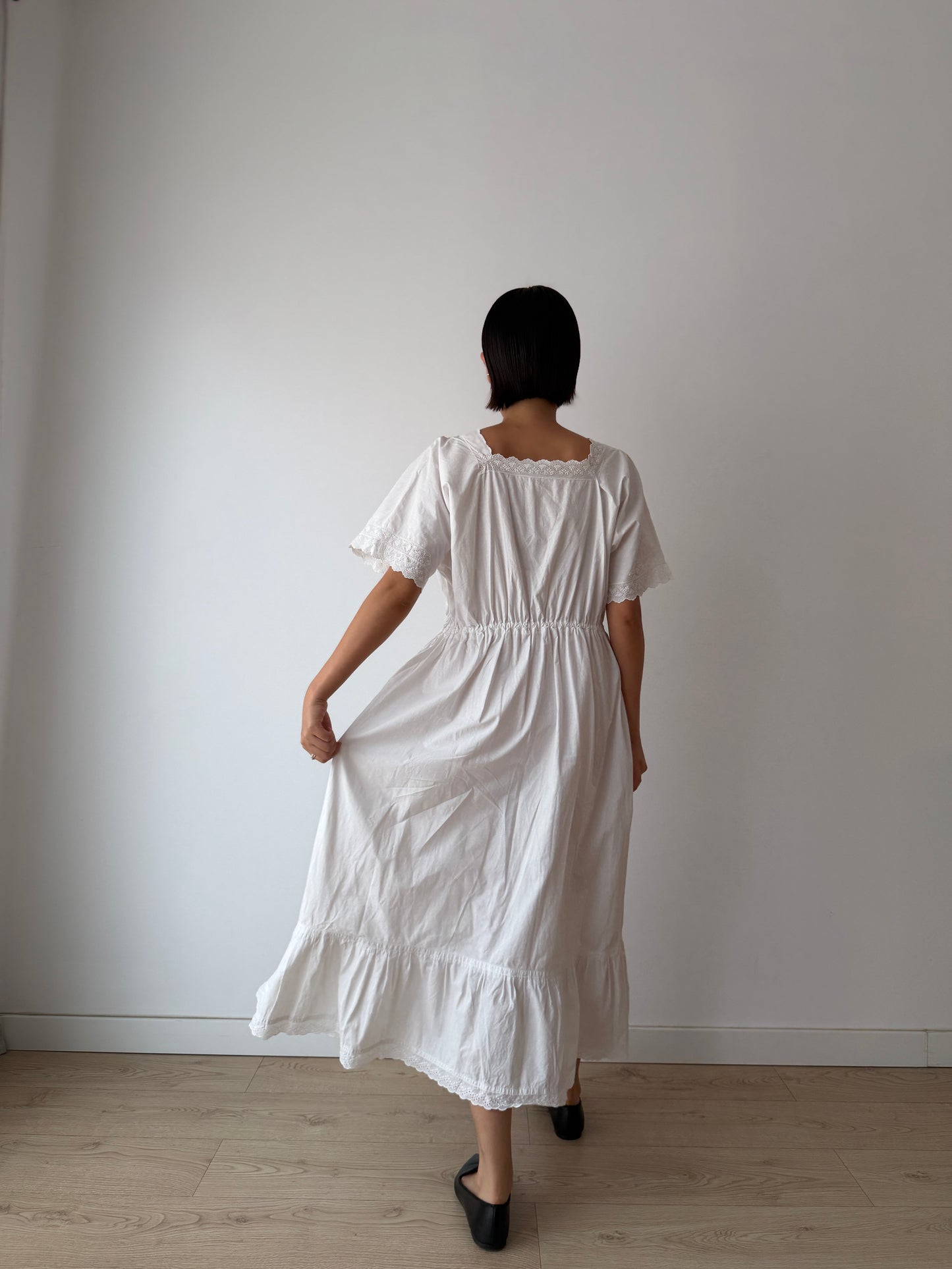 1910s Edwardian Floral French Embroidered Cotton Nightgown