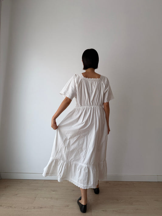 1910s Edwardian Floral French Embroidered Cotton Nightgown